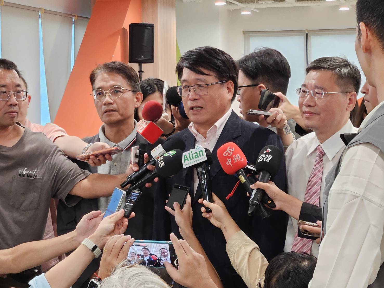 領票動線優化、秘密周全，二大原住民投票新制！中選會游盈隆主委主持原住民投票模擬演練
